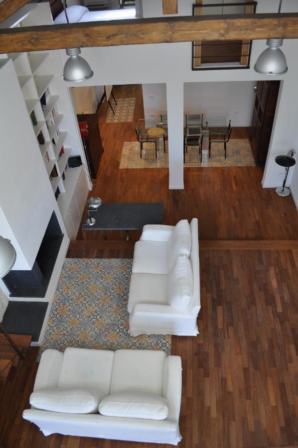 Casa Di Mario Appartamento In Centro Storico Con Due Camere Da Letto E Terrazze Cagliari Exterior foto